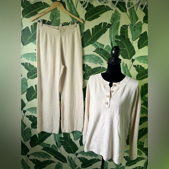 Boutique Cream Knit Loungewear Set Long Sleeve Top and Pants Size L - Picture 4 of 11